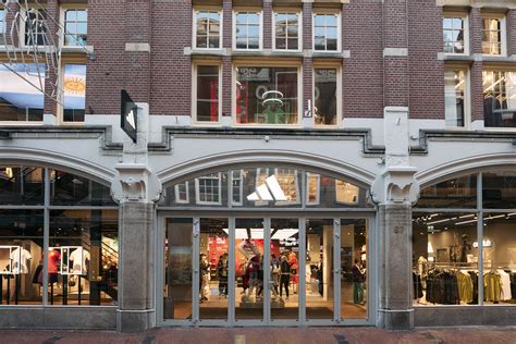 adidas schiphol|adidas kalverstraat 87 amsterdam.